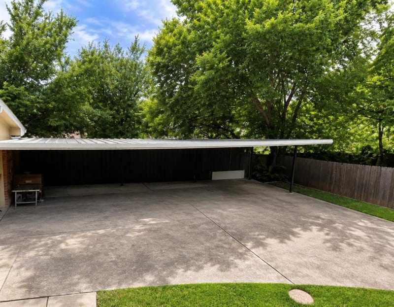 1806 Old Oak Drive, Arlington TX 76012 - Photo 32