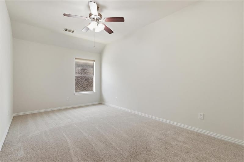 712 Hawk Valley Drive, Little Elm TX 75068 - Photo 32