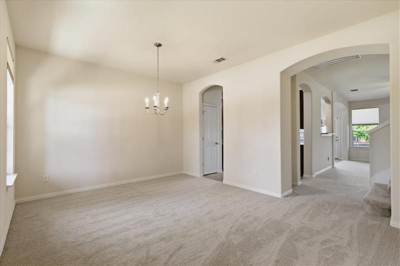 712 Hawk Valley Drive, Little Elm TX 75068 - Photo 5
