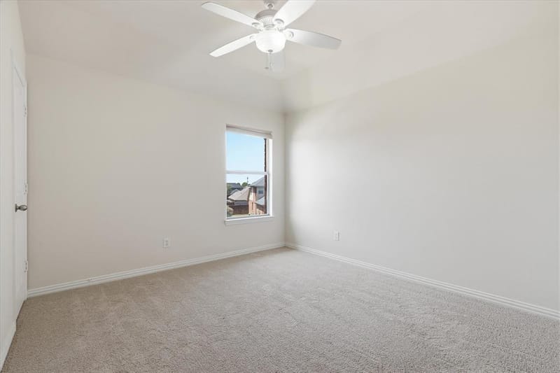 712 Hawk Valley Drive, Little Elm TX 75068 - Photo 30