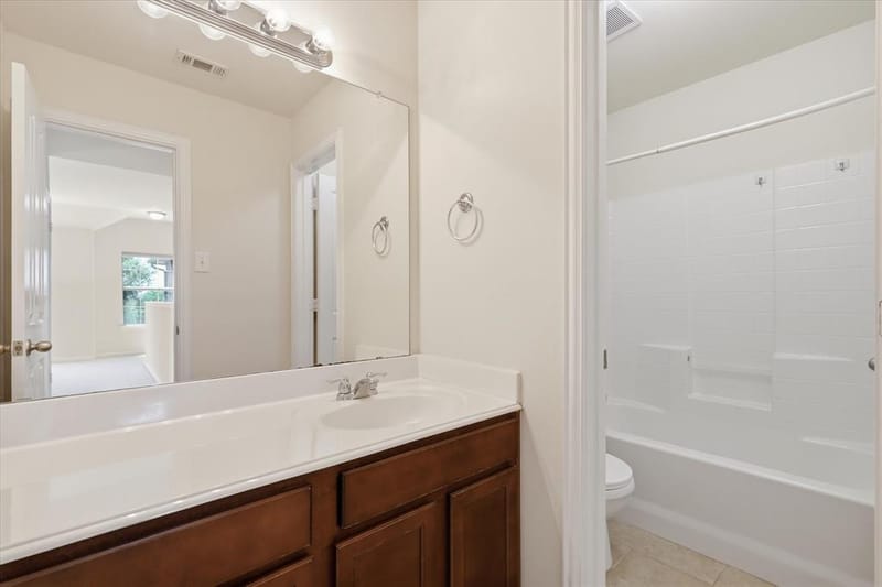 712 Hawk Valley Drive, Little Elm TX 75068 - Photo 33