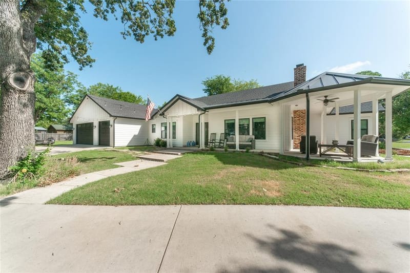 131 Lakeway Lane, Gun Barrel City TX 75156 - Photo 2
