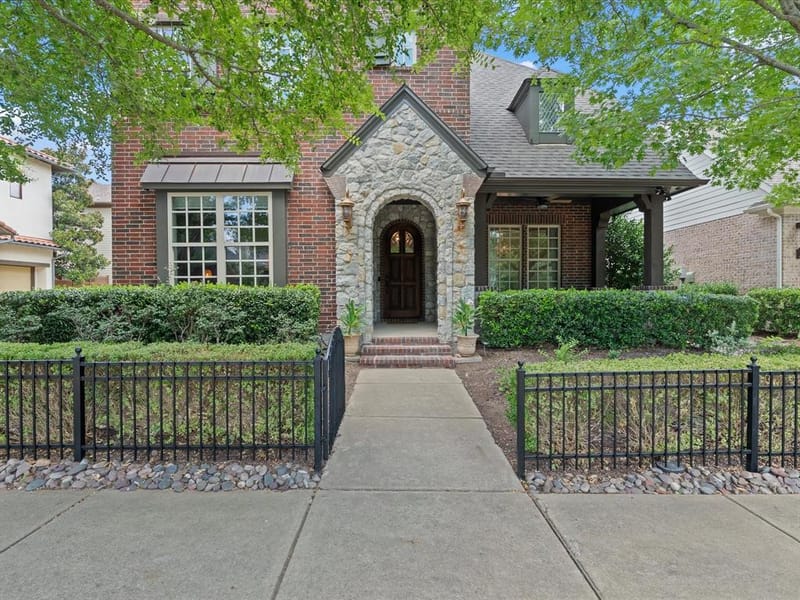 7204 Cheltenham Avenue, McKinney TX 75071 - Photo 2