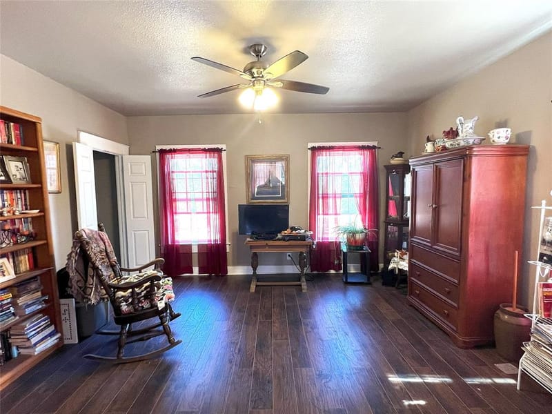 1447 County Road 189, Gainesville TX 76240 - Photo 7