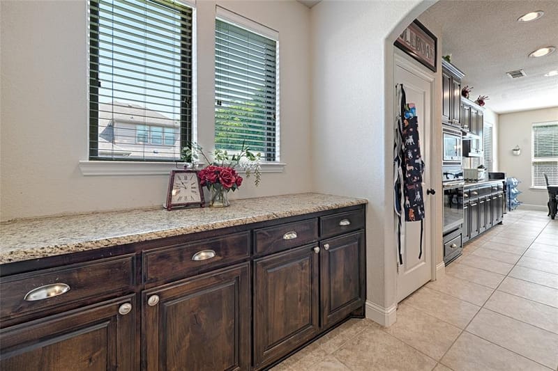 6010 Park View Drive, Midlothian TX 76065 - Photo 14