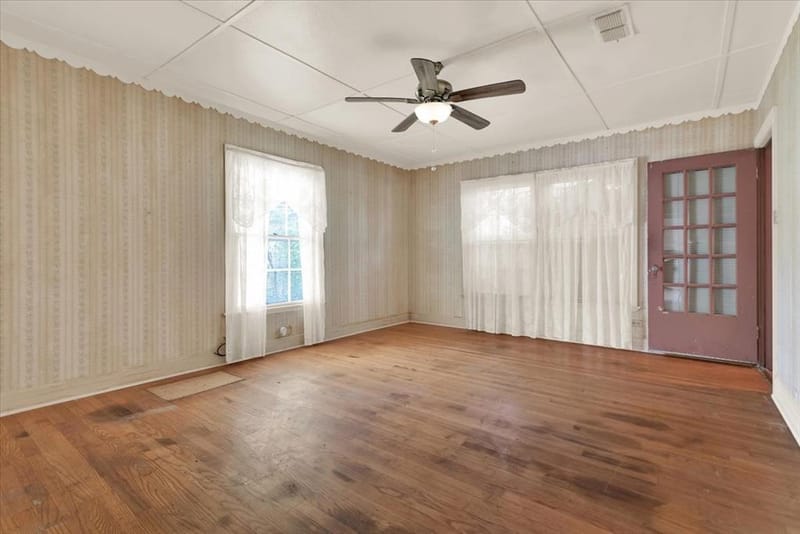 1411 Main Street, Denison TX 75020 - Photo 14
