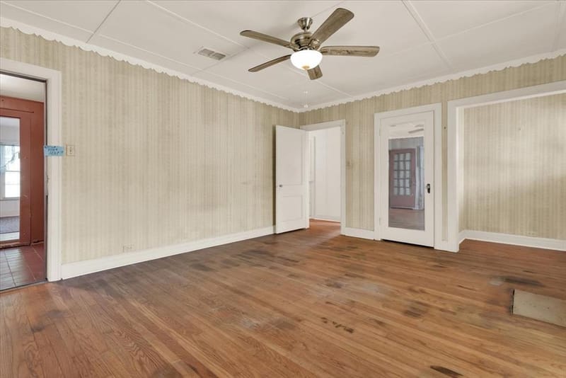 1411 Main Street, Denison TX 75020 - Photo 15
