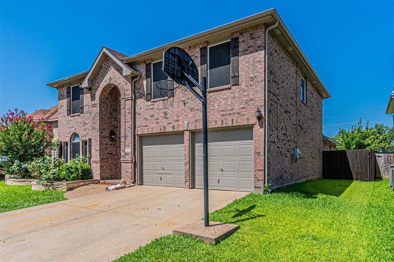 5001 Worthing Drive, Garland TX 75043 - Photo 2