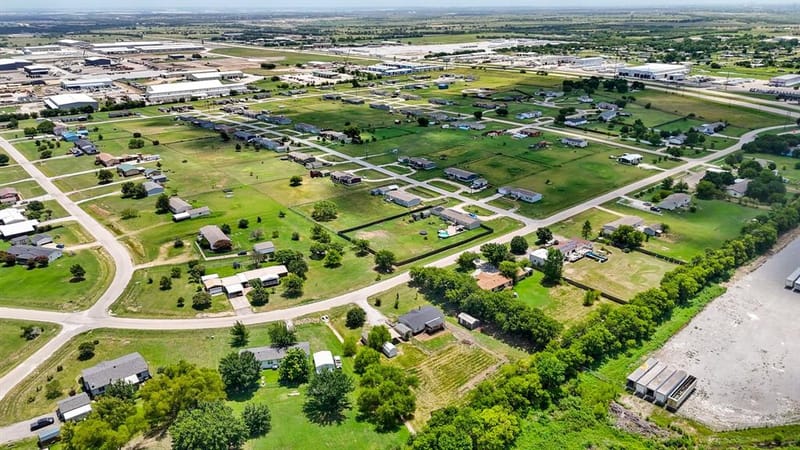 1215 Alliance Boulevard, Rhome TX 76078 - Photo 19