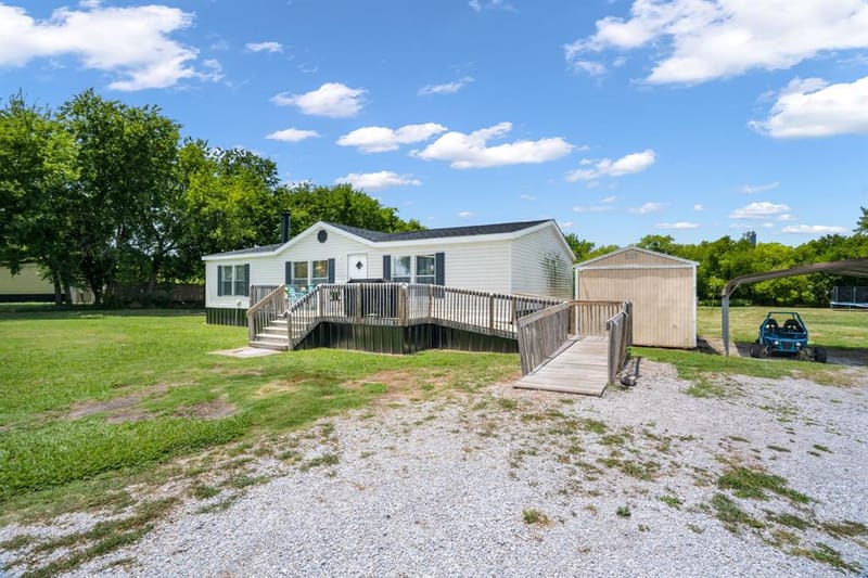 1215 Alliance Boulevard, Rhome TX 76078 - Photo 25
