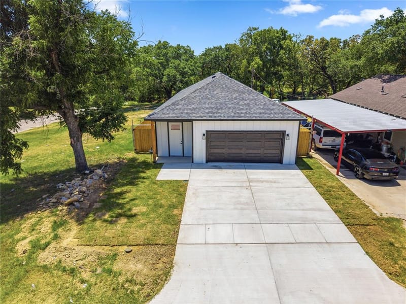 1818 E Tucker Street, Fort Worth TX 76104