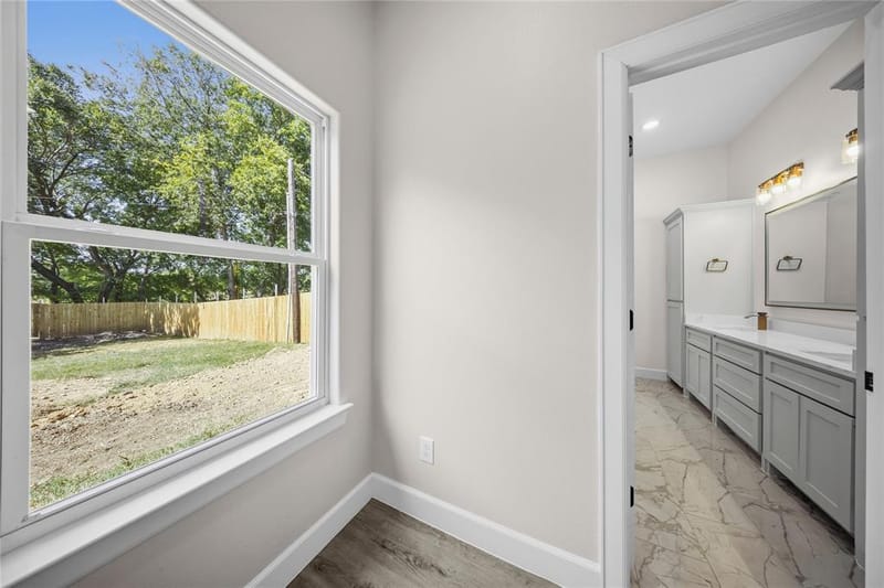 1818 E Tucker Street, Fort Worth TX 76104 - Photo 18