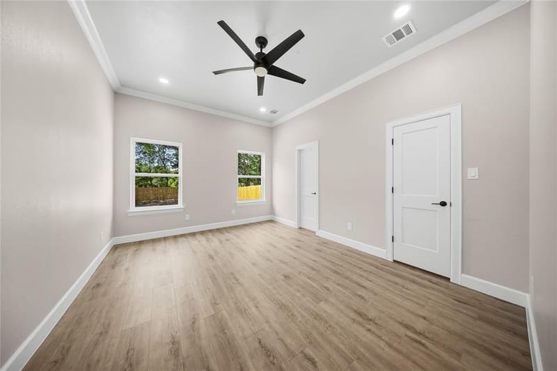 1818 E Tucker Street, Fort Worth TX 76104 - Photo 15
