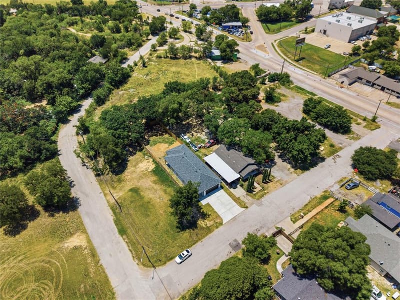 1818 E Tucker Street, Fort Worth TX 76104 - Photo 25