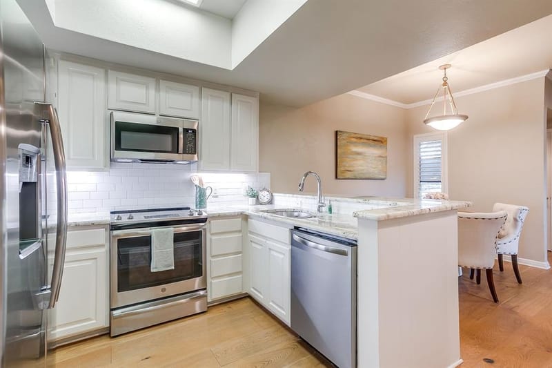 4414 Glenwood Court, Fort Worth TX 76109 - Photo 17