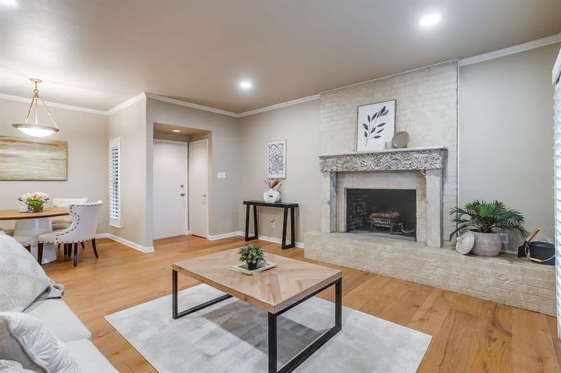 4414 Glenwood Court, Fort Worth TX 76109 - Photo 9