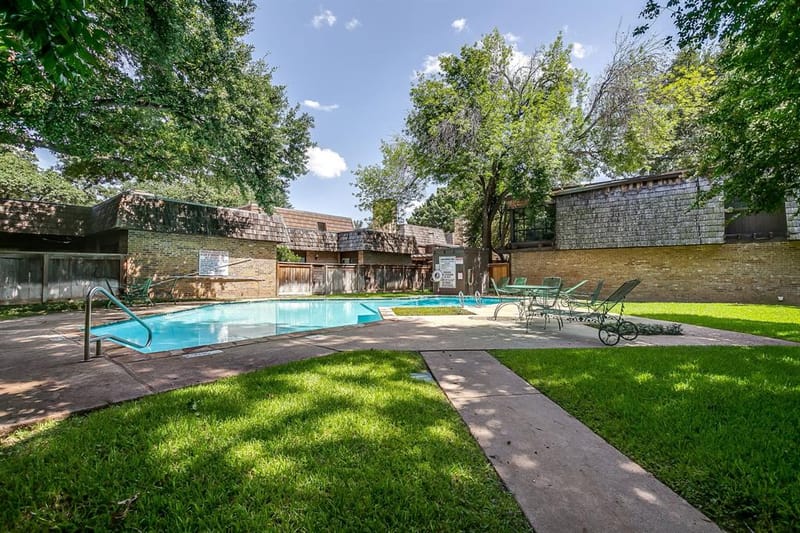 4414 Glenwood Court, Fort Worth TX 76109 - Photo 34
