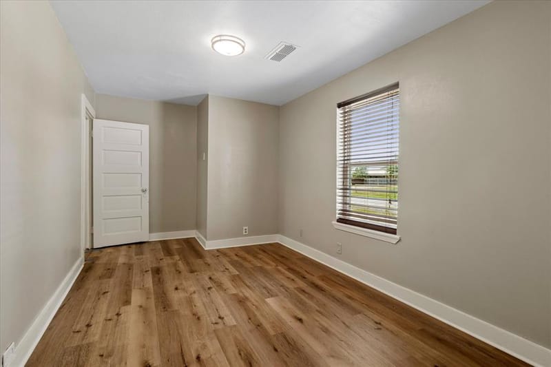 102 N 3rd Street, Sanger TX 76266 - Photo 12