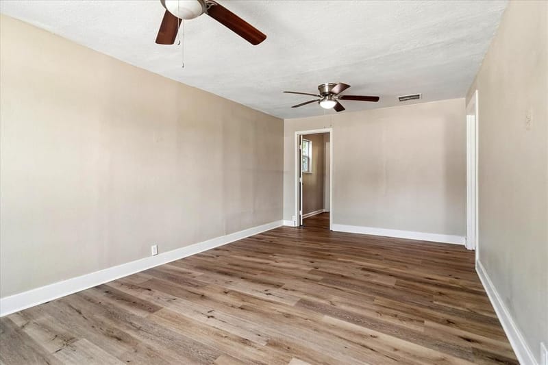 102 N 3rd Street, Sanger TX 76266 - Photo 10