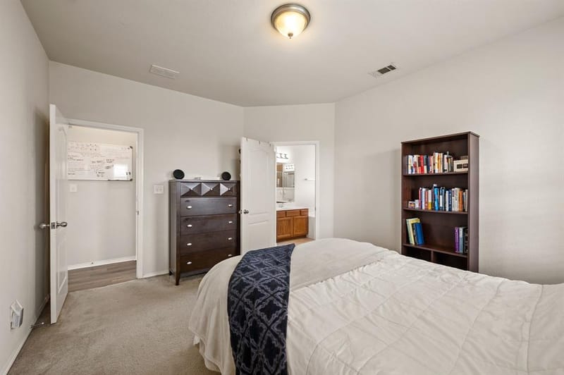 13160 Larks View Point, Fort Worth TX 76244 - Photo 18