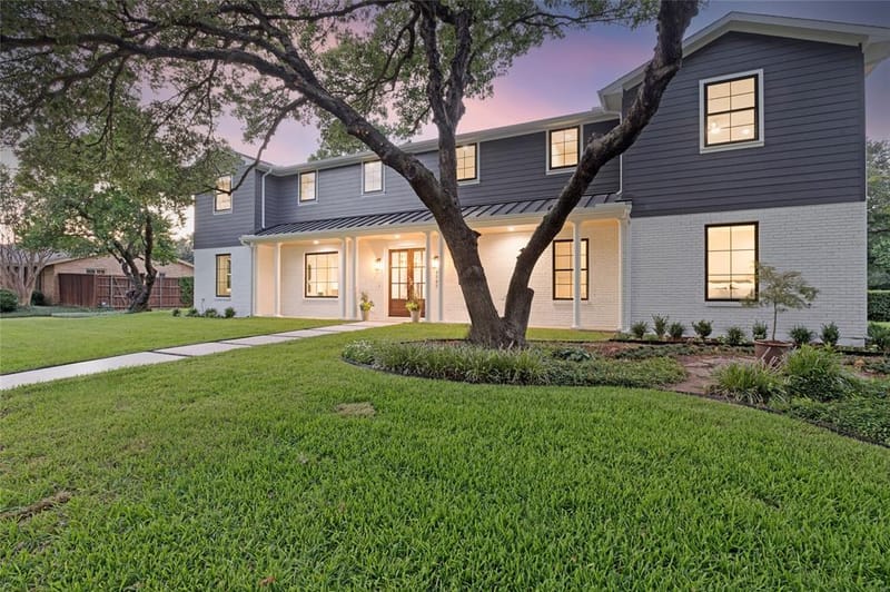 4347 Royal Ridge Drive, Dallas TX 75229 - Photo 2