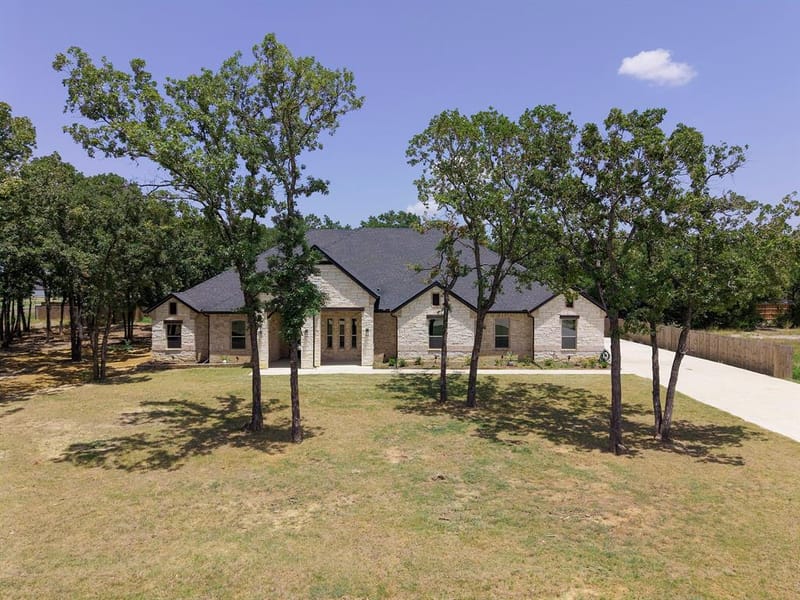 300 Seacross Court, Combine TX 75159 - Photo 35
