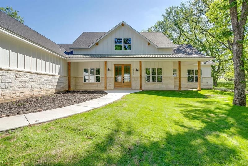 6705 Westover Drive, Granbury TX 76049 - Photo 3
