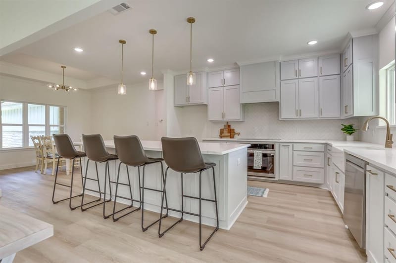 6705 Westover Drive, Granbury TX 76049 - Photo 9