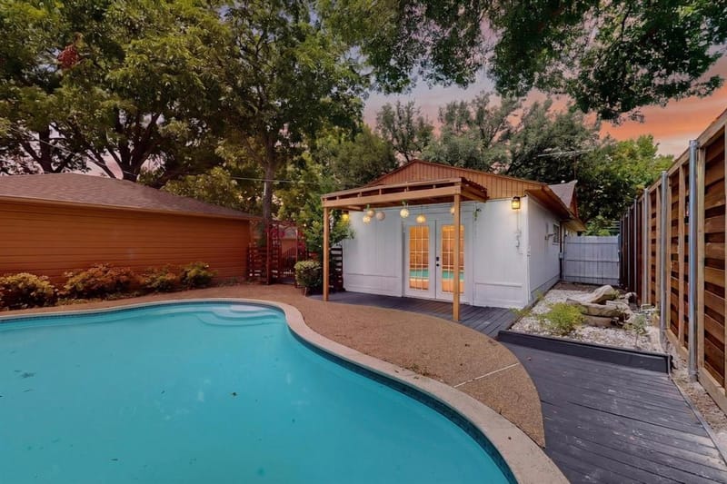 10520 Lippitt Avenue, Dallas TX 75218 - Photo 28