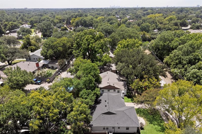 10520 Lippitt Avenue, Dallas TX 75218 - Photo 38