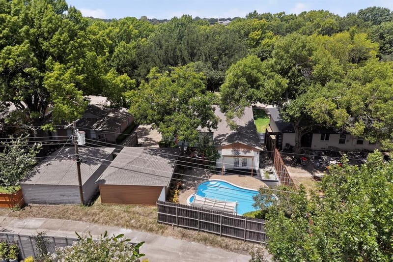 10520 Lippitt Avenue, Dallas TX 75218 - Photo 37