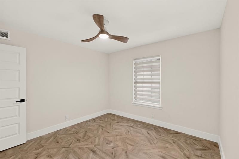 10520 Lippitt Avenue, Dallas TX 75218 - Photo 25