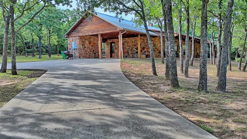4509 Lazy E Road, Saint Jo TX 76265 - Photo 3