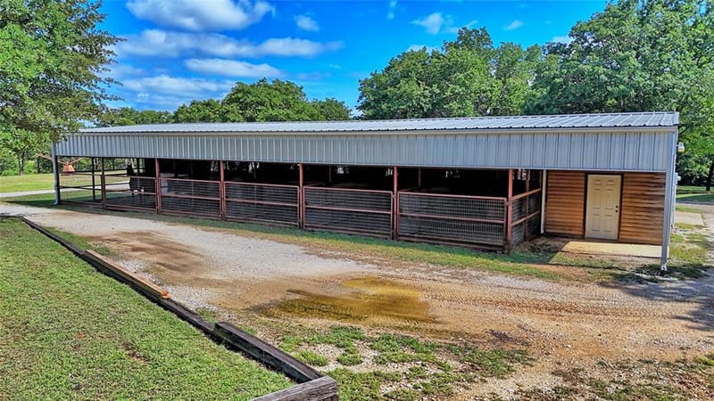 4509 Lazy E Road, Saint Jo TX 76265 - Photo 33