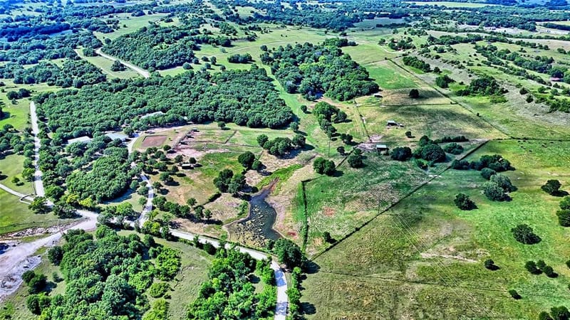 4509 Lazy E Road, Saint Jo TX 76265 - Photo 40