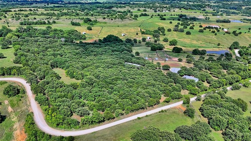 4509 Lazy E Road, Saint Jo TX 76265 - Photo 35