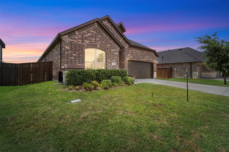 2526 Thayne Drive, Anna TX 75409 - Photo 3