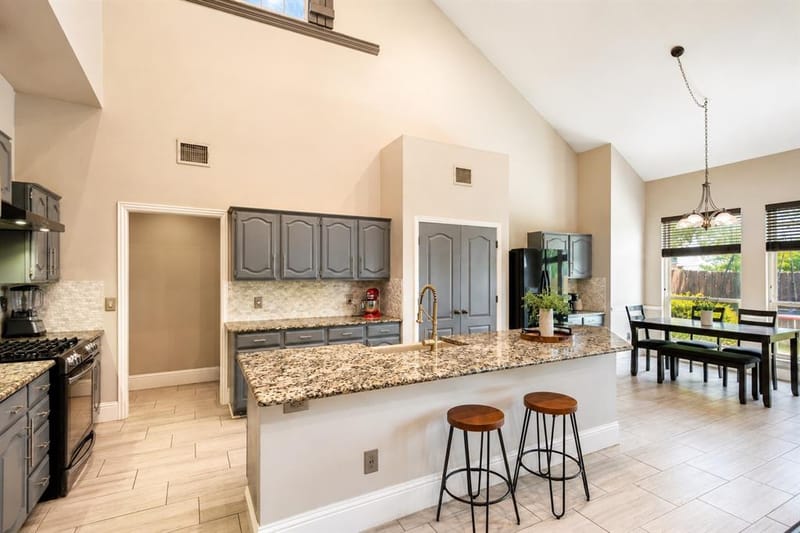 1720 Endicott Drive, Plano TX 75025 - Photo 11