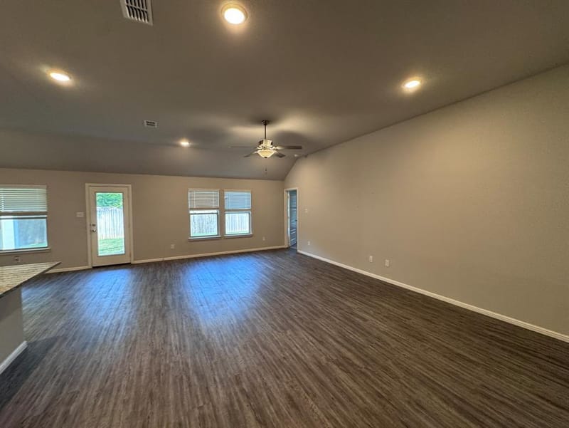 1323 Rosler Street, Mansfield TX 76063 - Photo 17