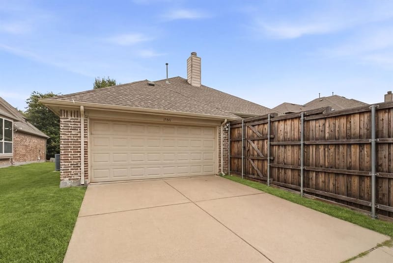 15841 River Glen Drive, Frisco TX 75035 - Photo 31