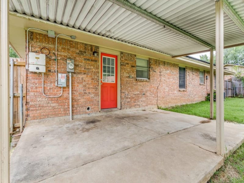 325 Walnut Avenue, Azle TX 76020 - Photo 22