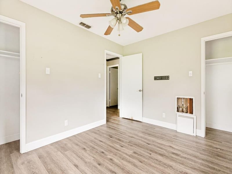 325 Walnut Avenue, Azle TX 76020 - Photo 11