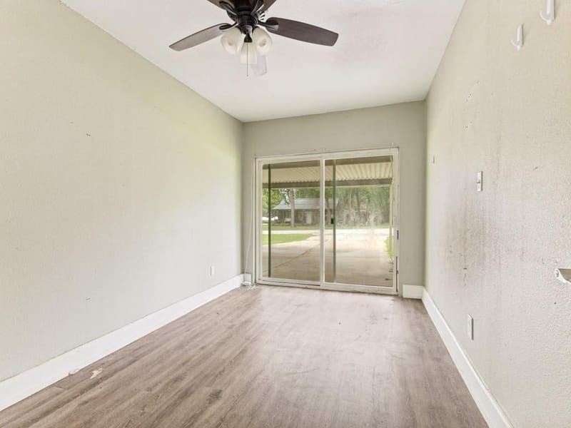 325 Walnut Avenue, Azle TX 76020 - Photo 19