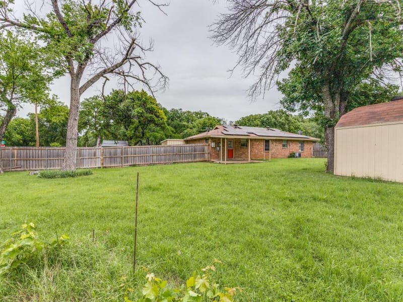 325 Walnut Avenue, Azle TX 76020 - Photo 25