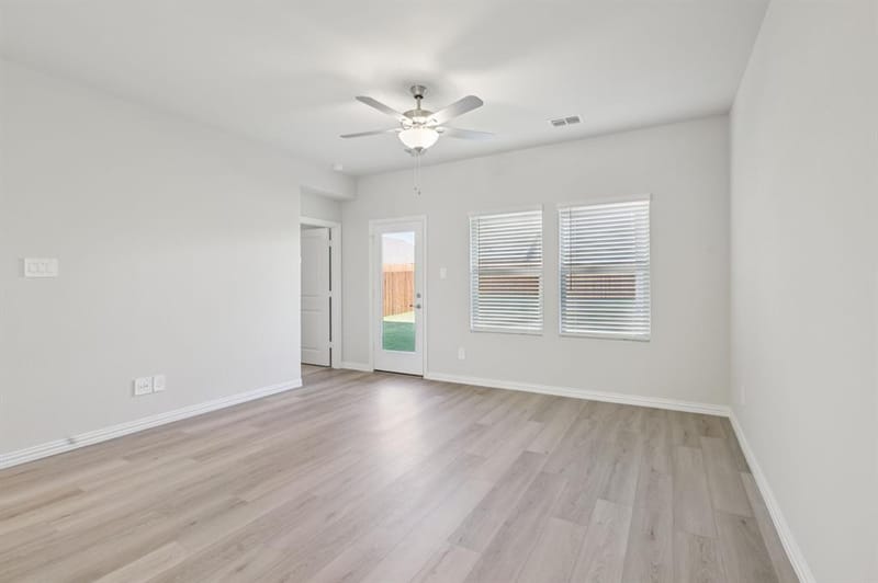 126 Winchester Hill Lane, Princeton TX 75071 - Photo 10