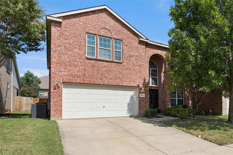 10212 Pear Street, Fort Worth TX 76244 - Photo 2
