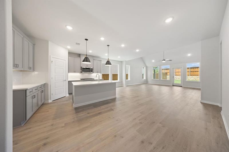 404 Brooklawn Avenue, Little Elm TX 75068 - Photo 8