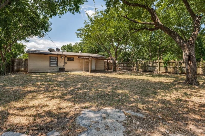 11515 Abston Lane, Dallas TX 75218 - Photo 23