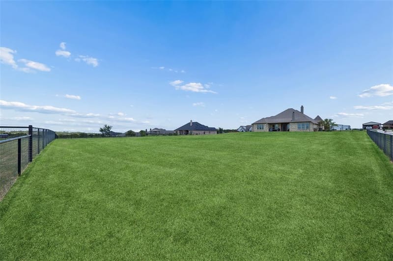 135 Stanford Lane, Springtown TX 76082 - Photo 28