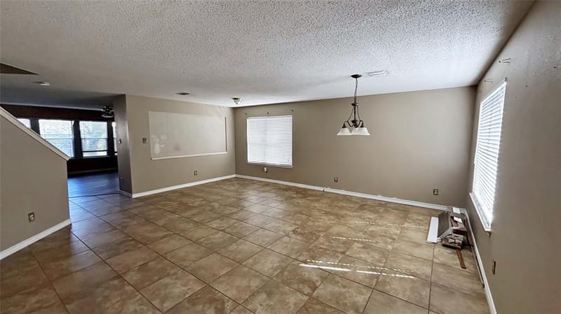 10128 Chapel Springs Trail, Fort Worth TX 76116 - Photo 5
